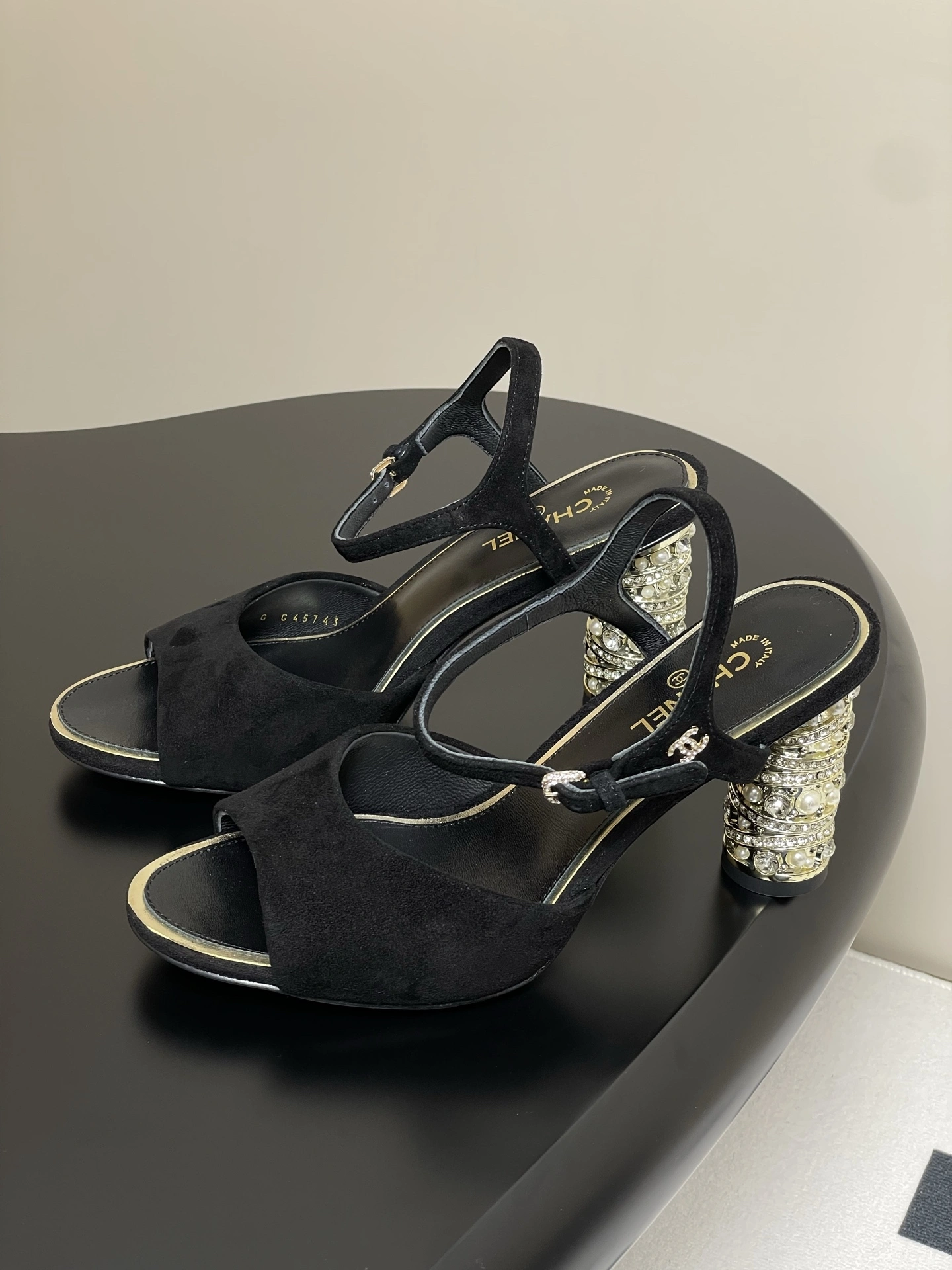 COCO-- 3h1958 G46097 B18550 94305 sheepskin Heel height：8.5CM item:E-X158C2041